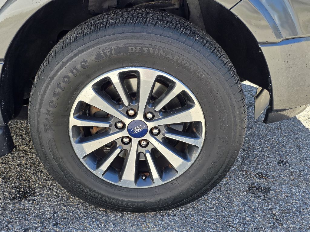 2016 Ford Expedition Image 12