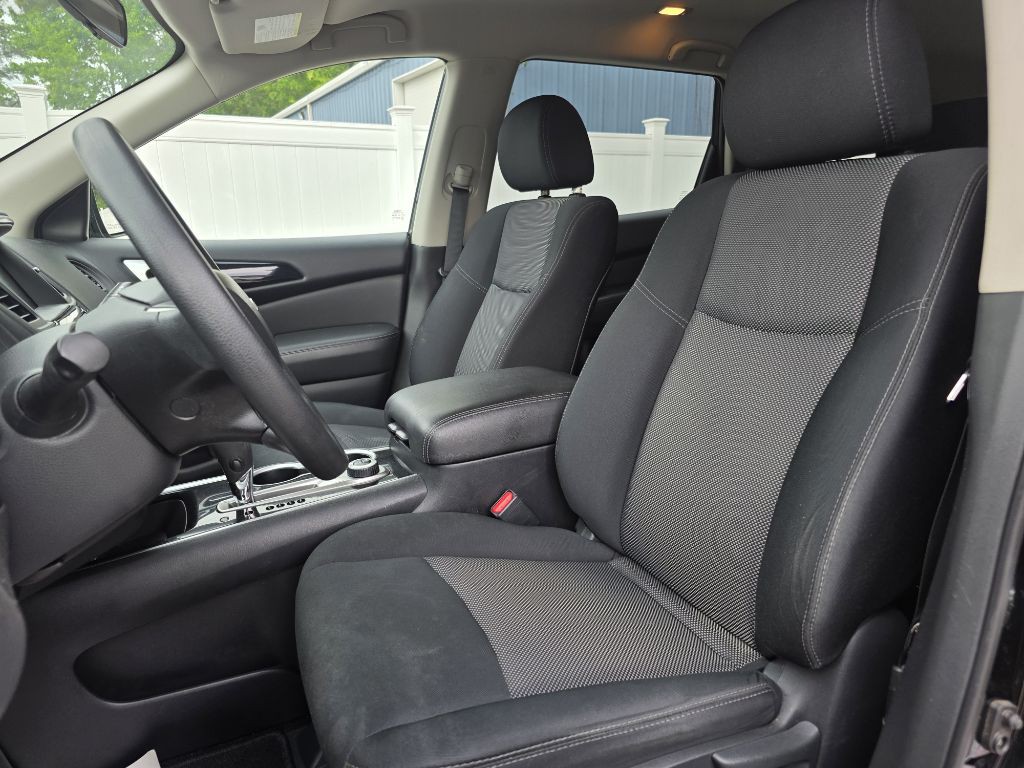 2018 Nissan Pathfinder Image 23