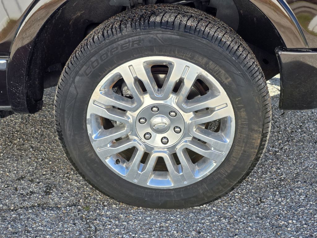 2013 Ford F-150 Image 9