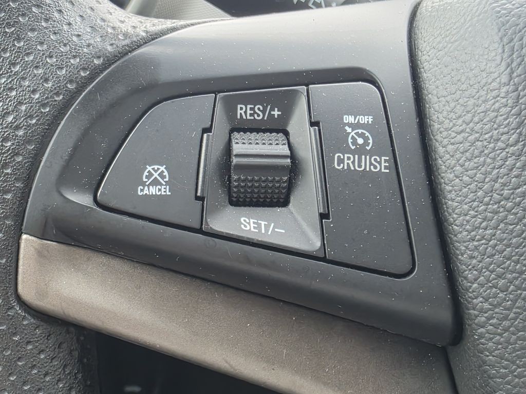 2016 Chevrolet Sonic Image 22
