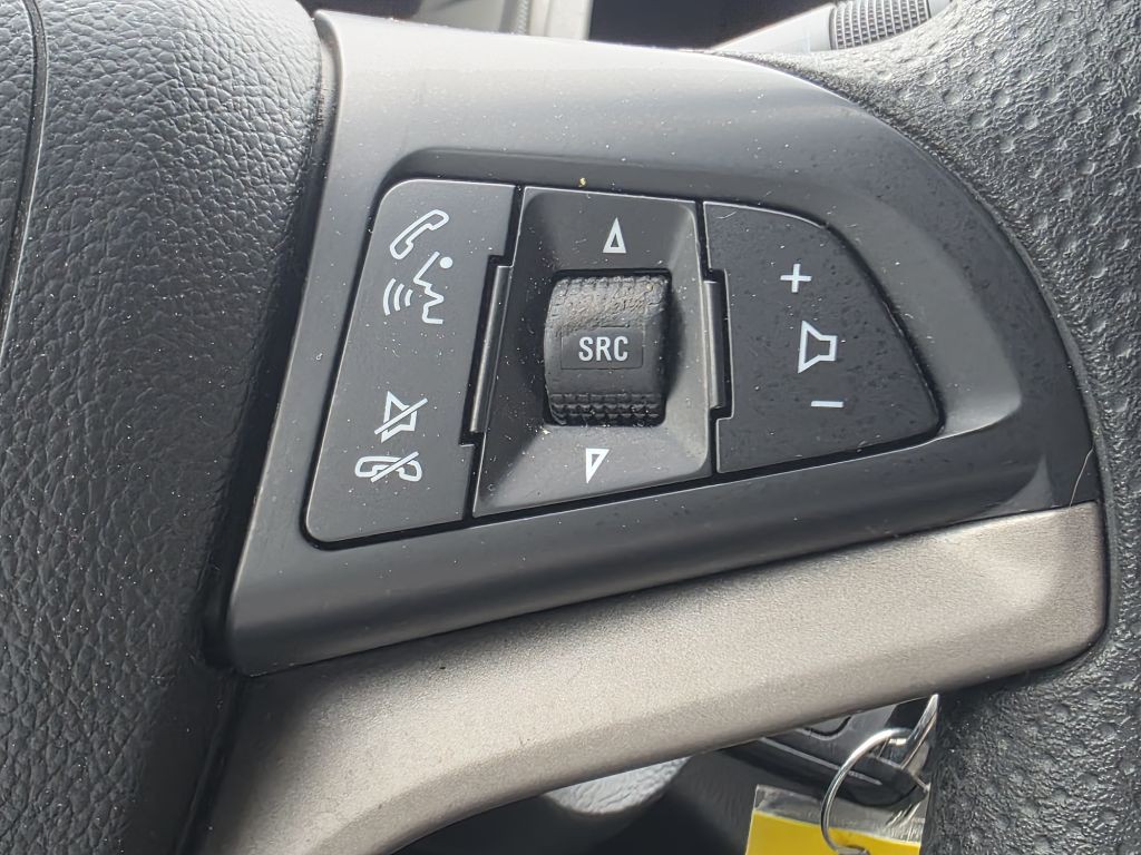 2016 Chevrolet Sonic Image 23