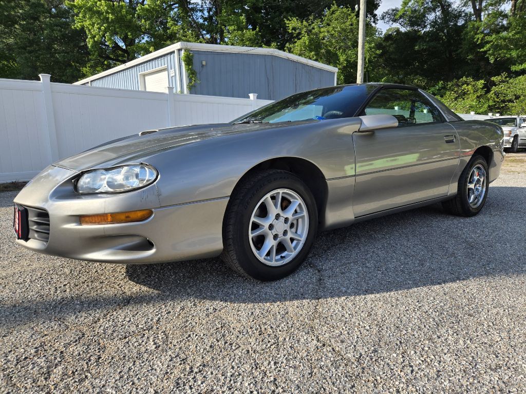 2002 Chevrolet Camaro Image 1