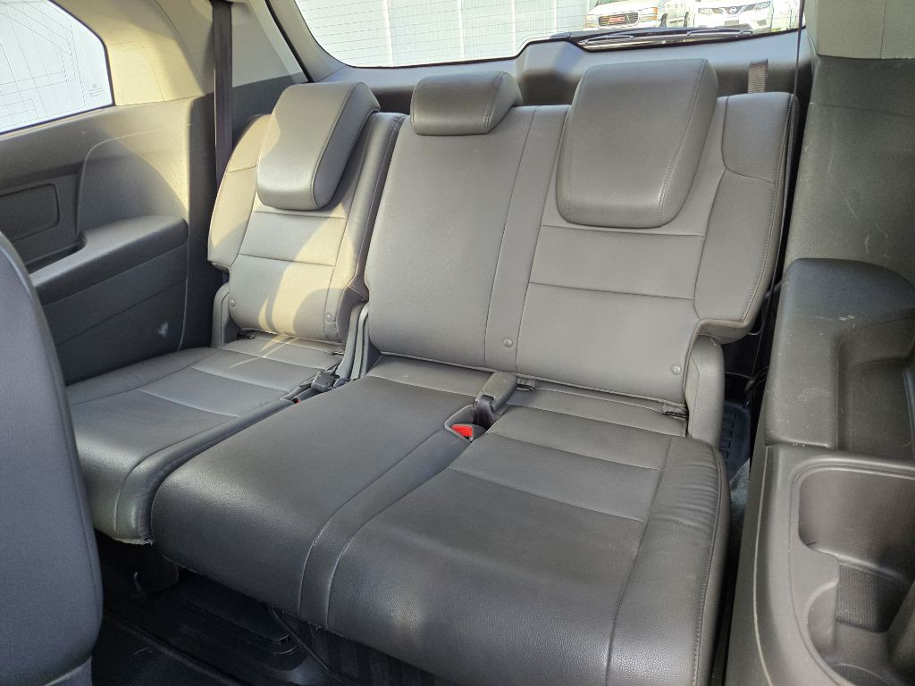 2013 Honda Odyssey Image 13