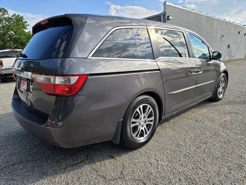 2013 Honda Odyssey Image 4