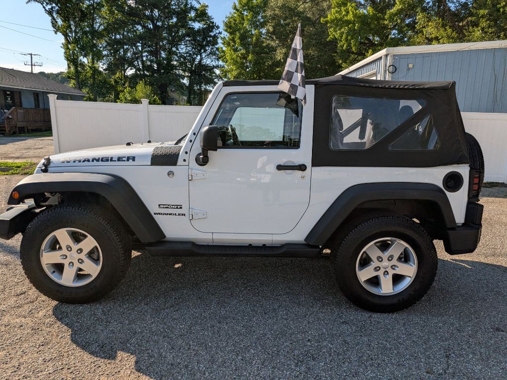 2015 Jeep Wrangler Image 2
