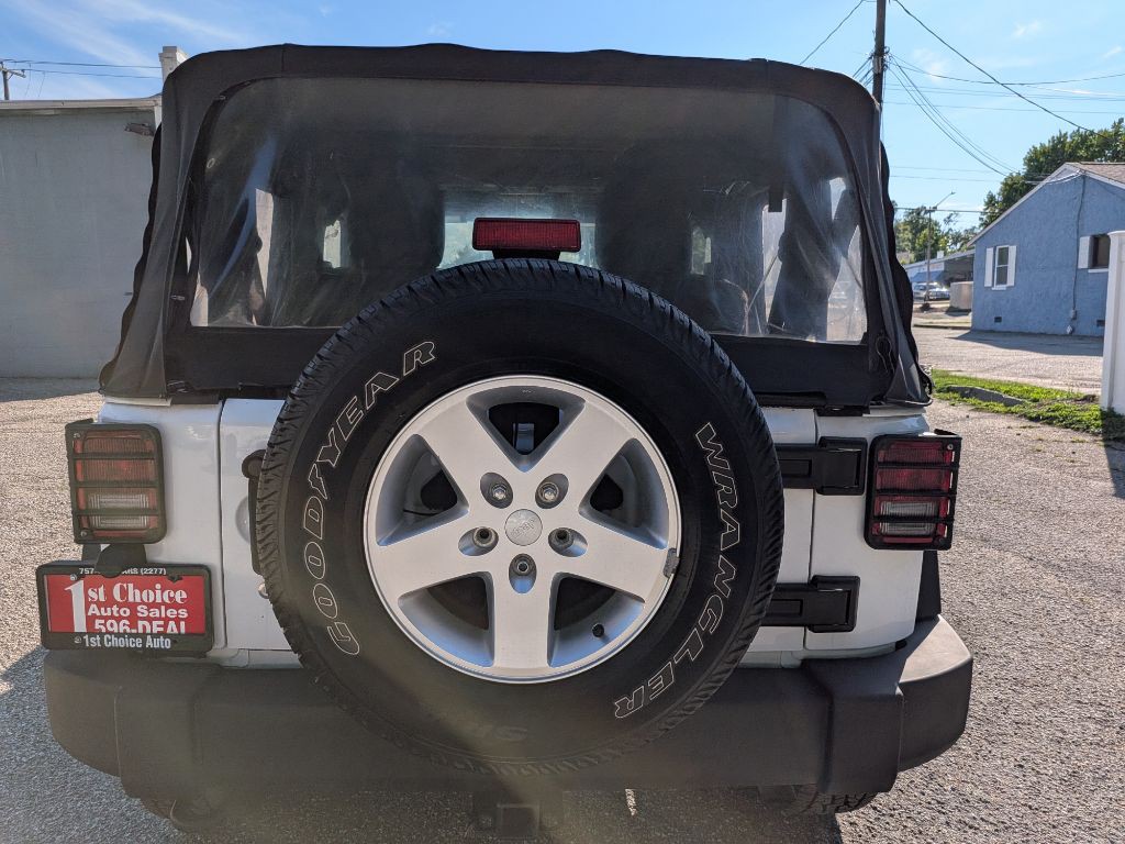 2015 Jeep Wrangler Image 8
