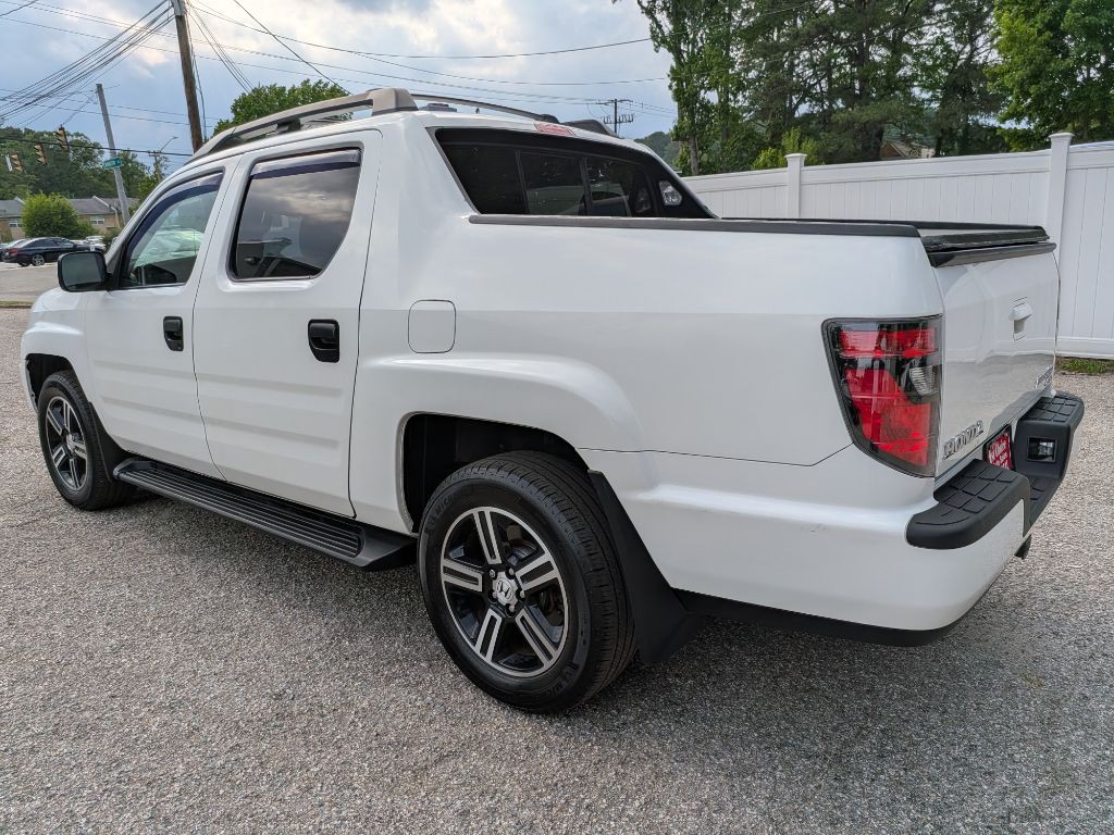 2013 Honda Ridgeline Image 8