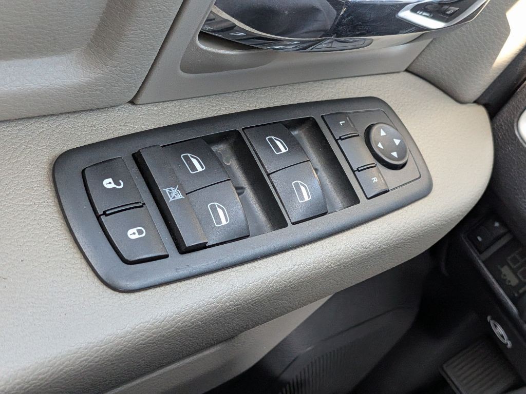 2011 Dodge Ram 2500 Image 19