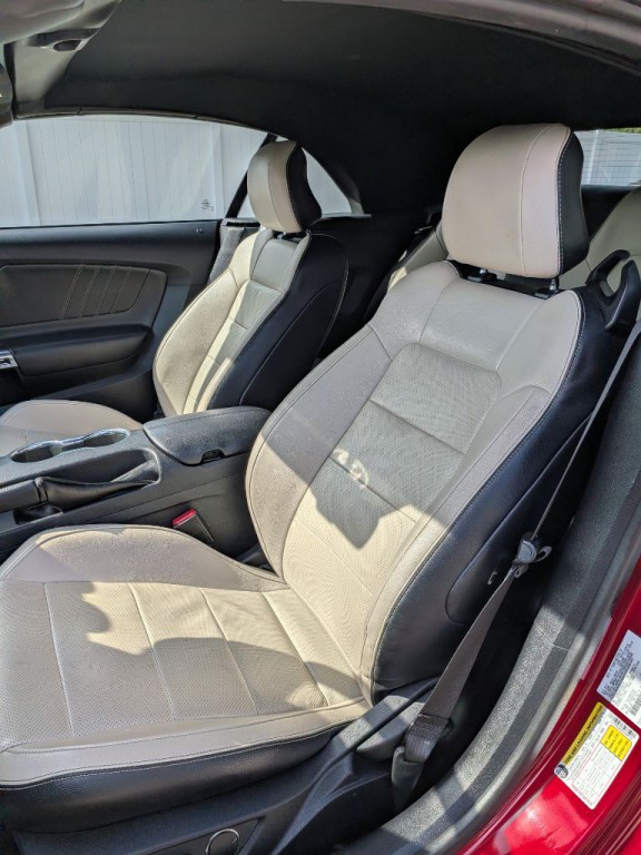 2016 Ford Mustang Image 11