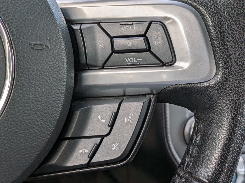 2016 Ford Mustang Image 19