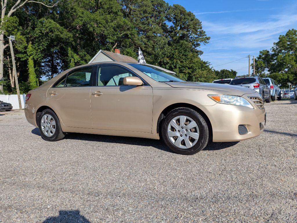 2010 Toyota Camry Image 3
