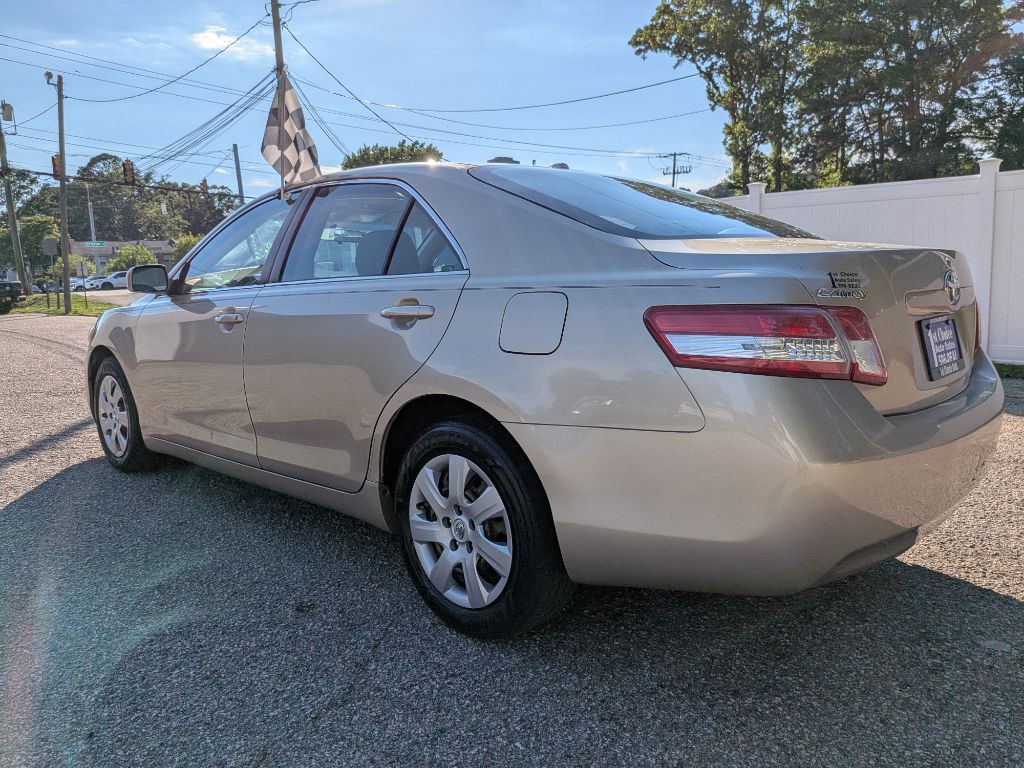 2010 Toyota Camry Image 7