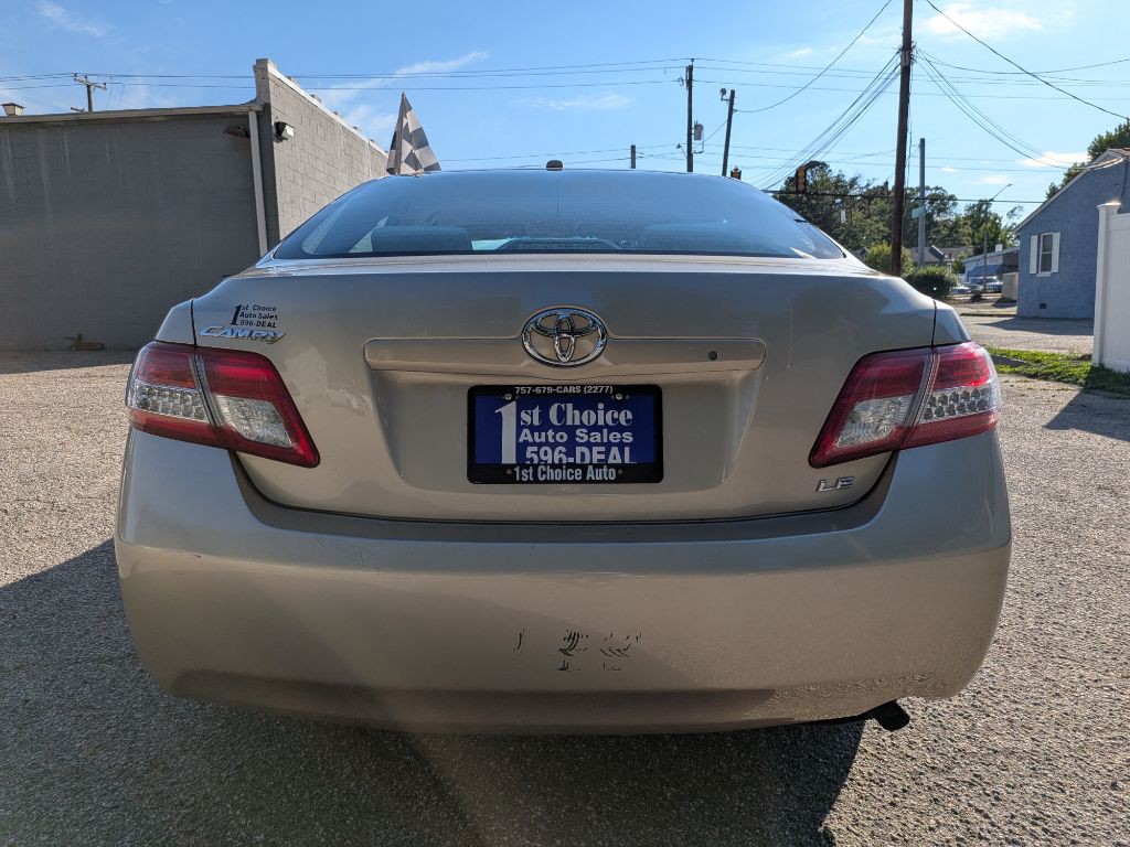 2010 Toyota Camry Image 8