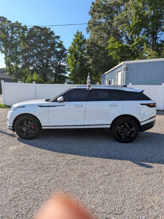 2018 Land Rover Range Rover Image 2