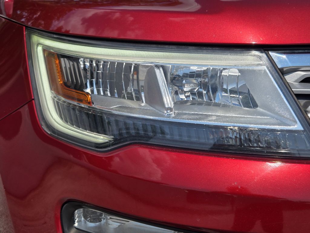 2018 Ford Explorer Image 9