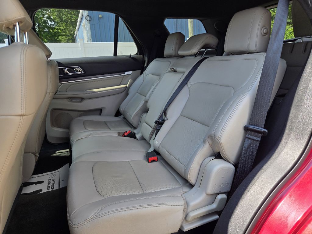 2018 Ford Explorer Image 14