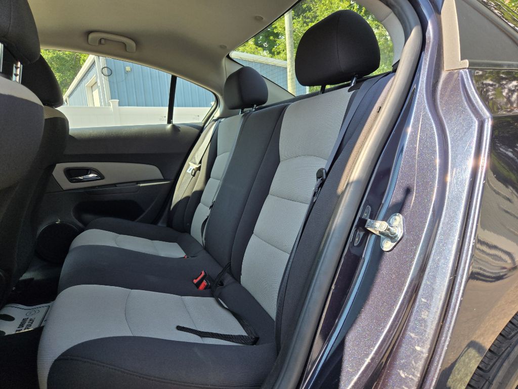 2016 Chevrolet Cruze Image 12