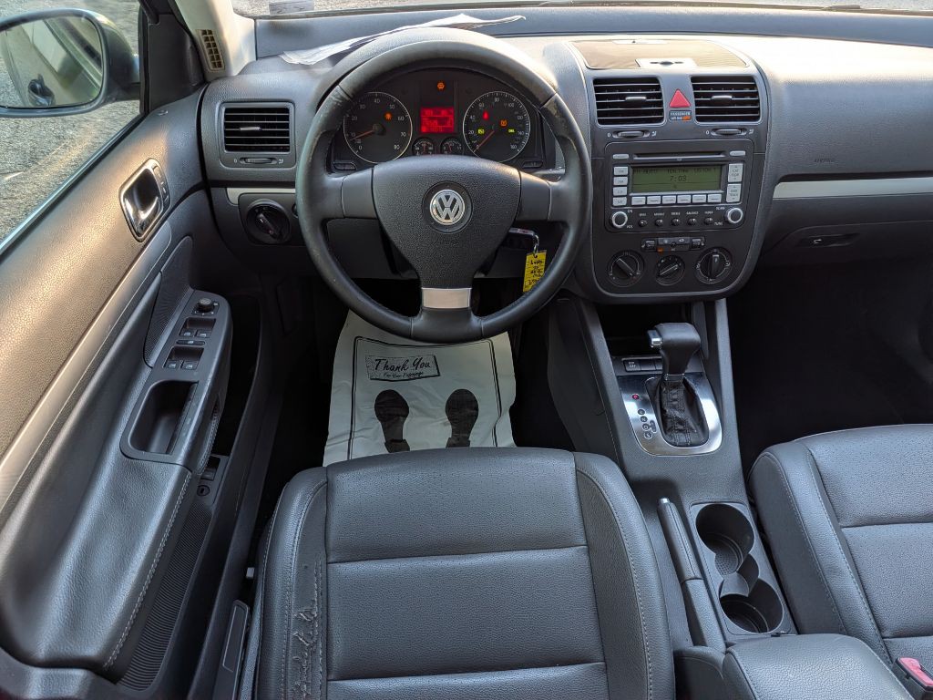 2009 Volkswagen Jetta Image 15
