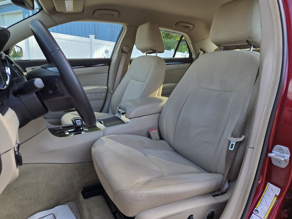 2012 Chrysler 300 Image 19