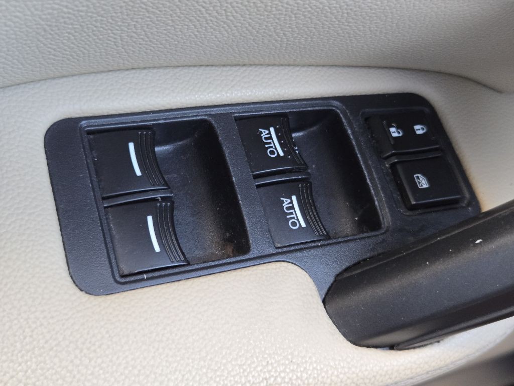 2012 Acura TL Image 22