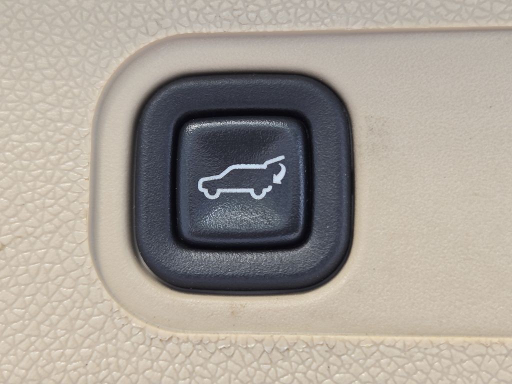 2012 GMC Yukon Image 13