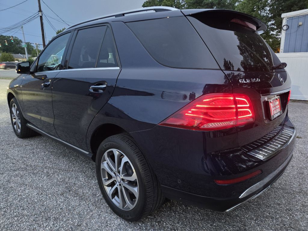 2017 Mercedes-Benz GLE-Class Image 8