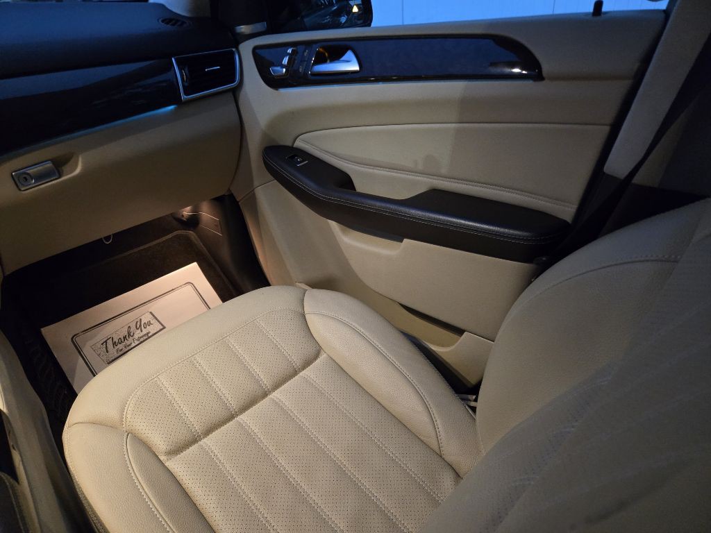 2017 Mercedes-Benz GLE-Class Image 16