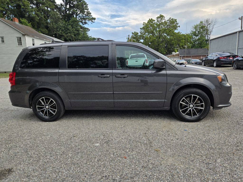 2017 Dodge Grand Caravan Image 5