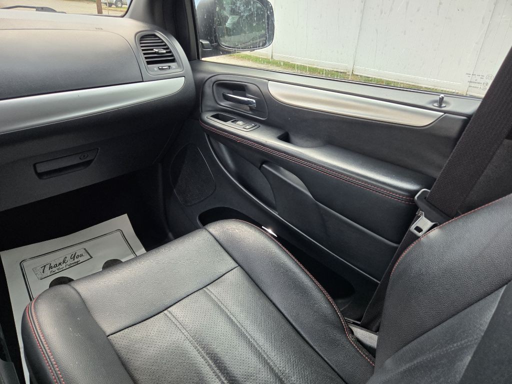 2017 Dodge Grand Caravan Image 18