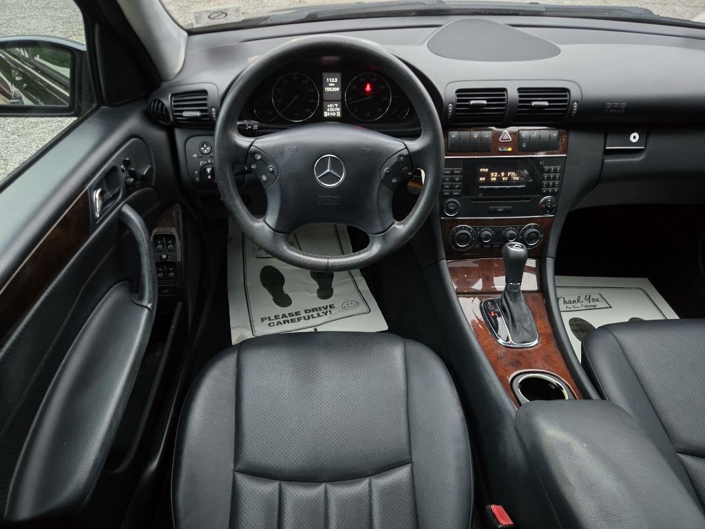 2007 Mercedes-Benz C-Class Image 15