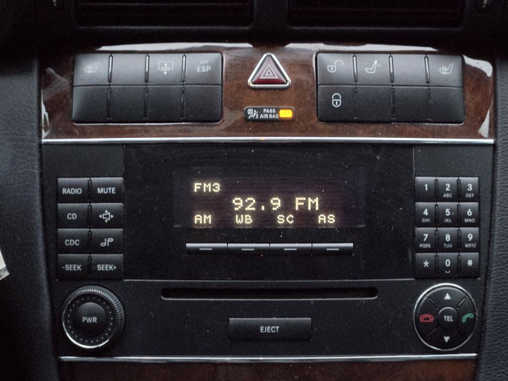 2007 Mercedes-Benz C-Class Image 16