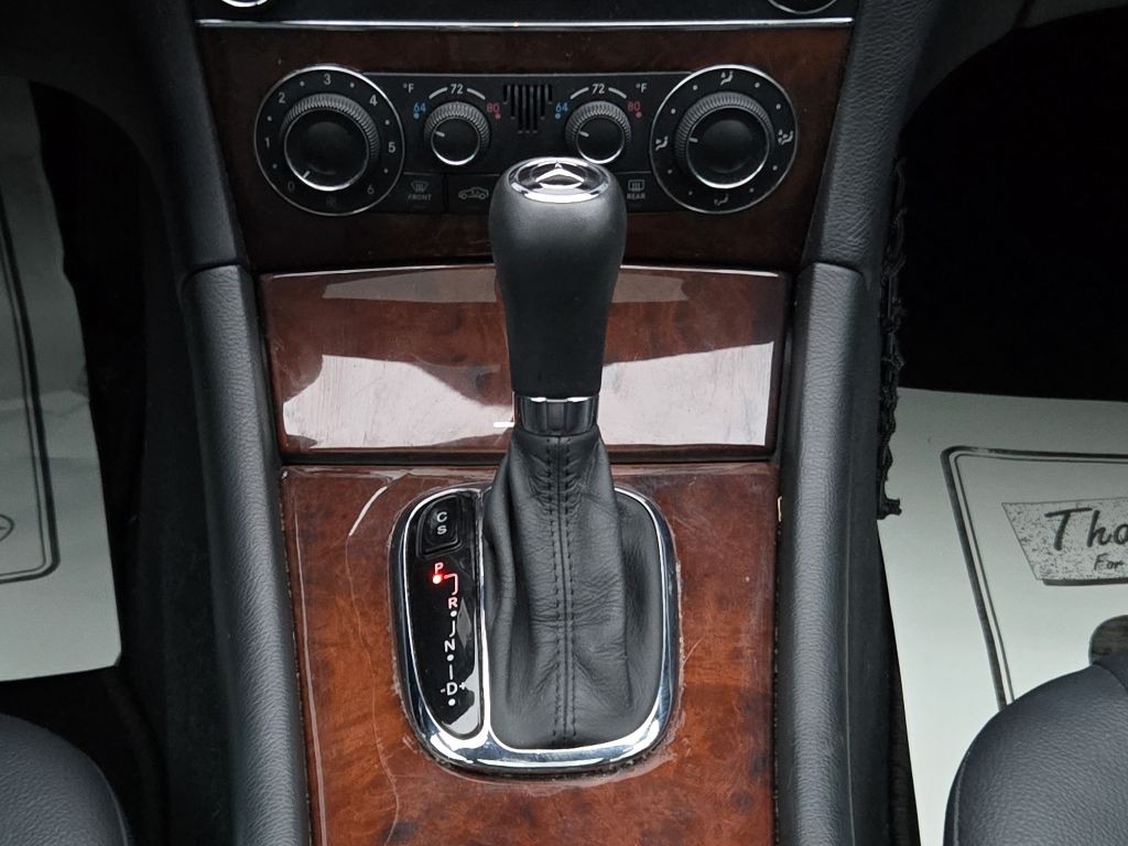 2007 Mercedes-Benz C-Class Image 19