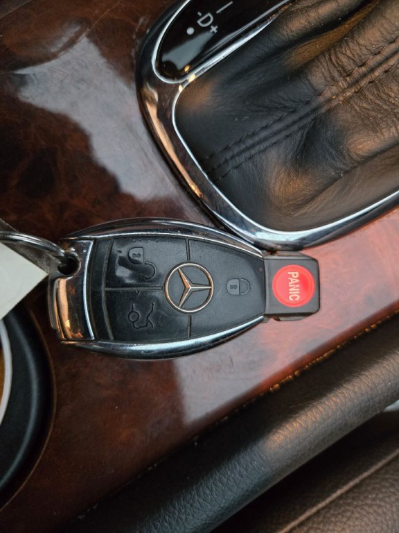 2007 Mercedes-Benz C-Class Image 21