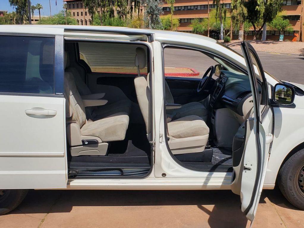 2012 Dodge Grand Caravan Image 10