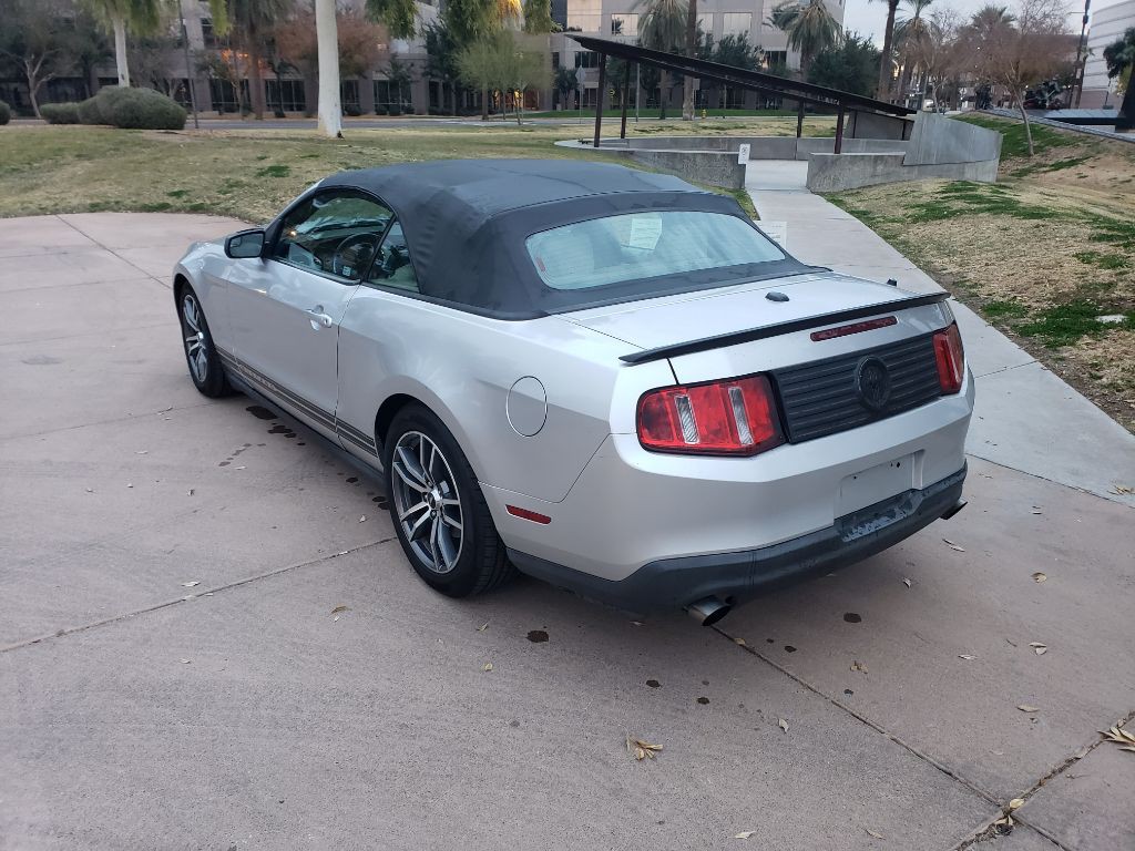 2011 Ford Mustang Image 6