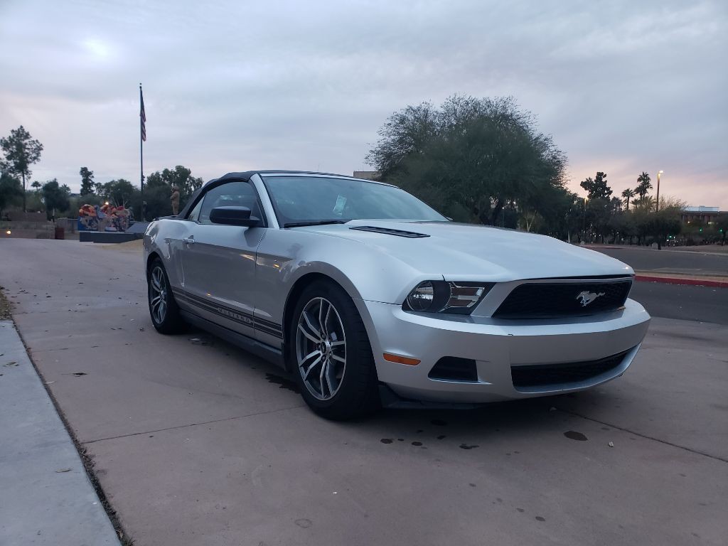 2011 Ford Mustang Image 11