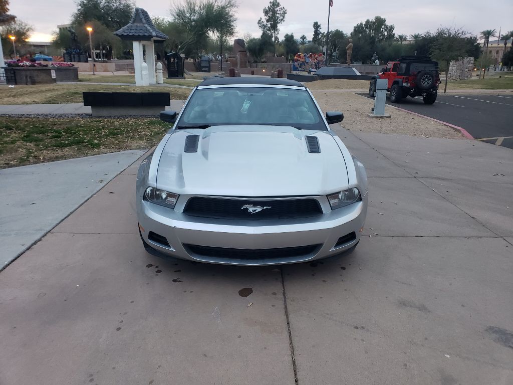 2011 Ford Mustang Image 14