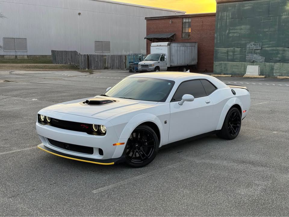 2023 Dodge Challenger Image 2