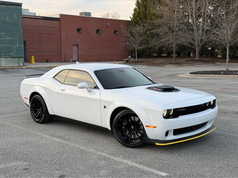 2023 Dodge Challenger Image 4