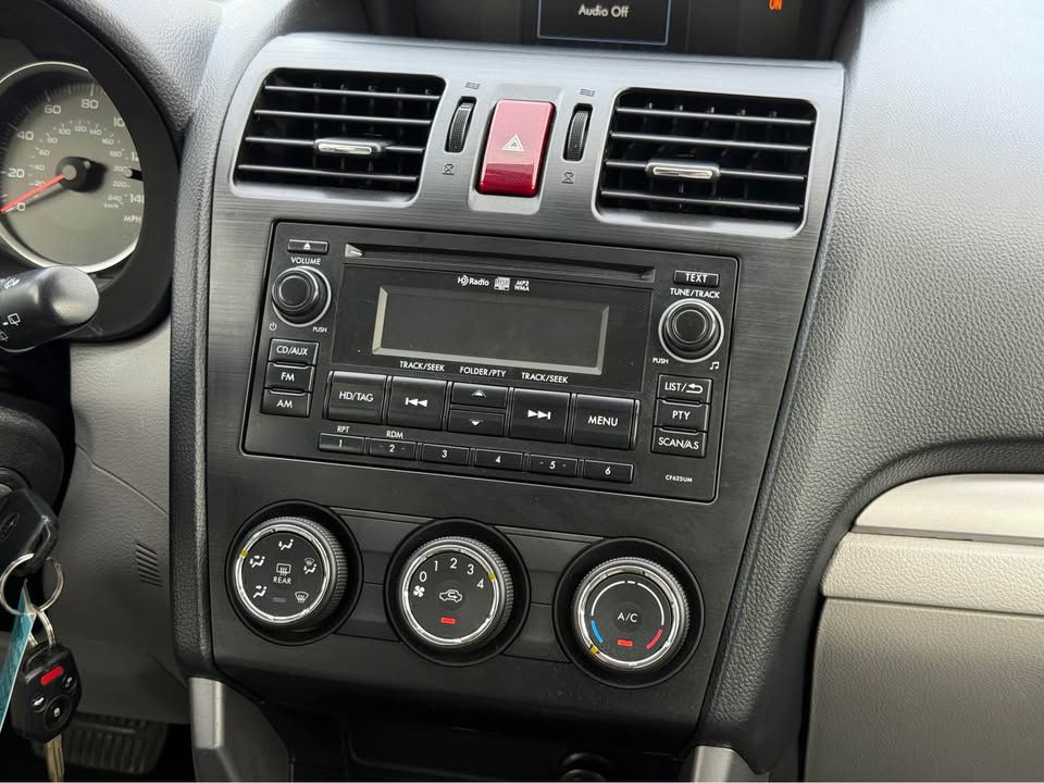 2015 Subaru Forester Image 14