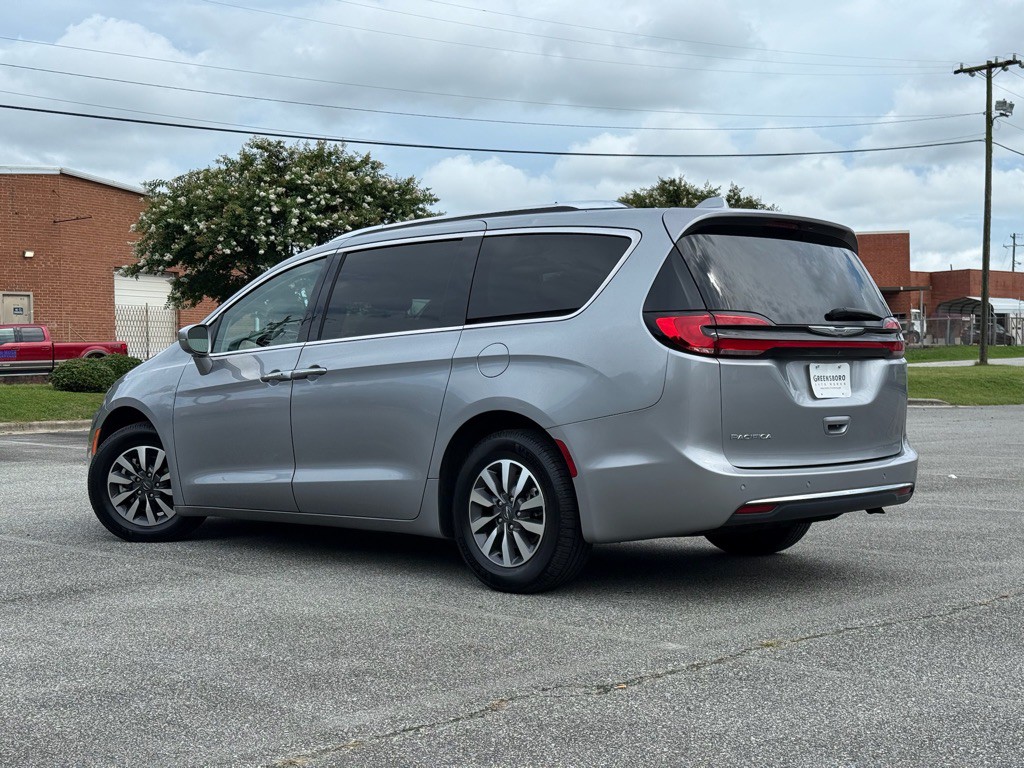 2021 Chrysler Pacifica Image 6