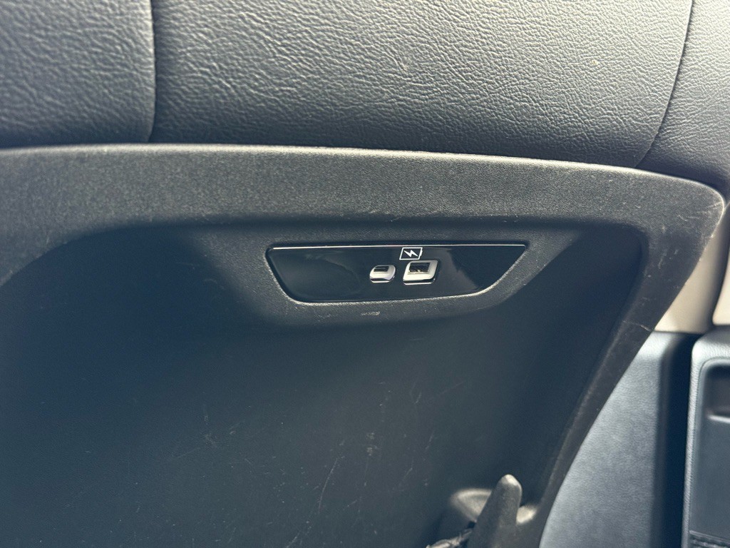 2021 Chrysler Pacifica Image 11