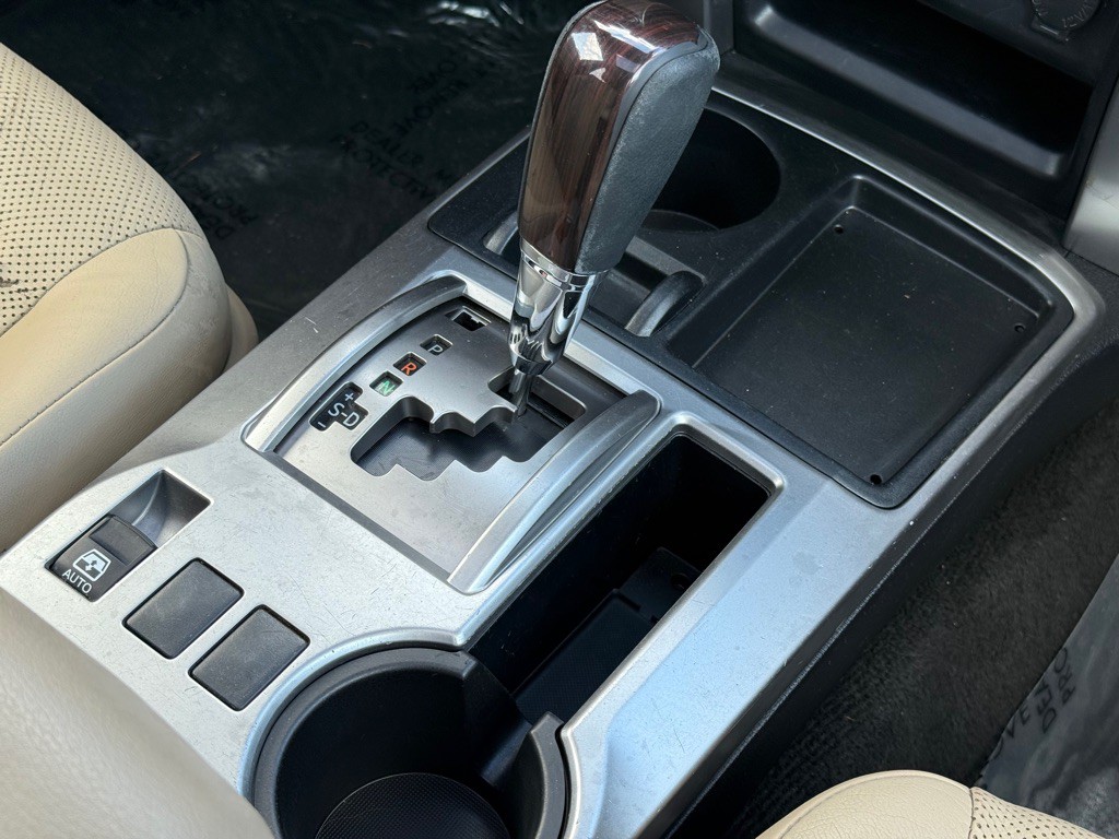 2014 Toyota 4Runner Image 14