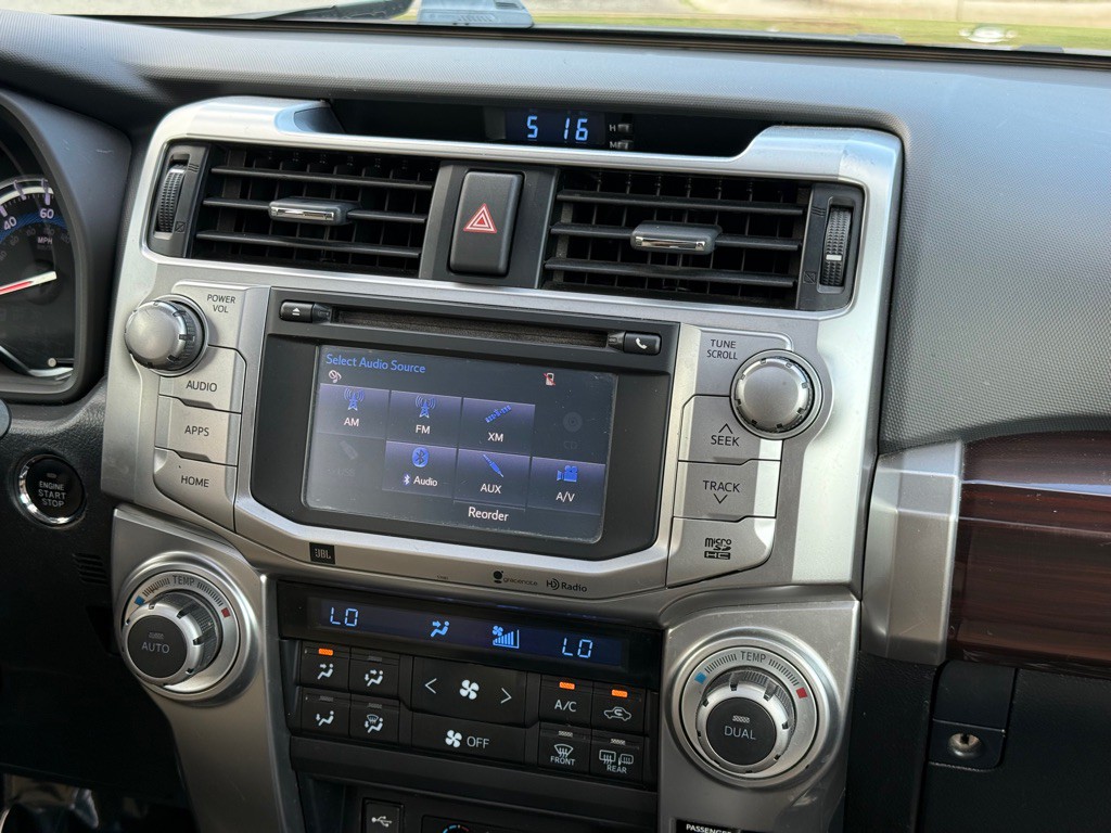 2014 Toyota 4Runner Image 16