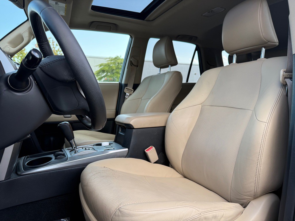 2014 Toyota 4Runner Image 18