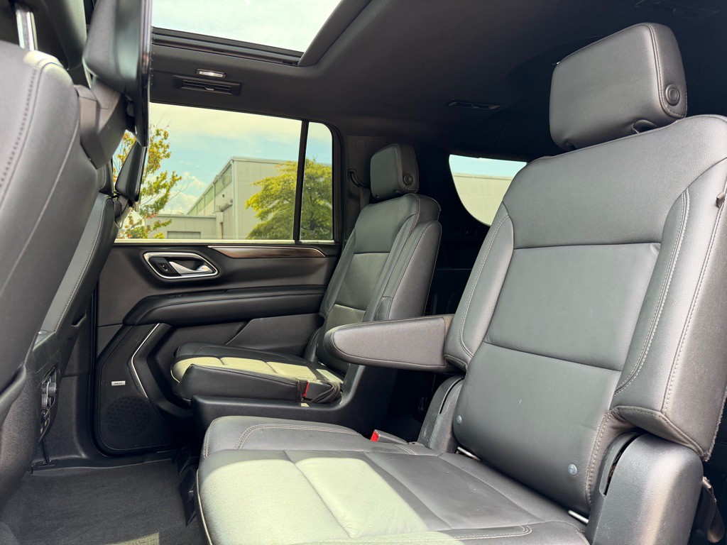 2021 Chevrolet Suburban Image 11