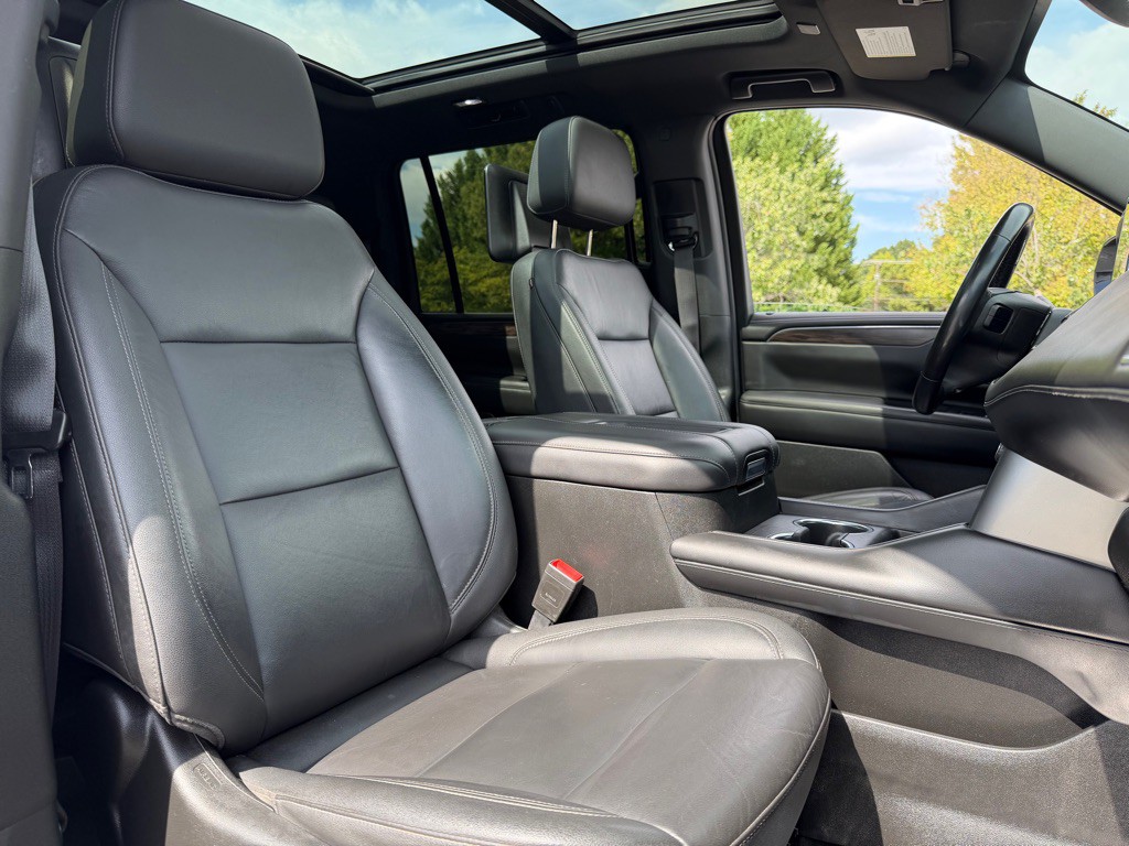 2021 Chevrolet Suburban Image 19