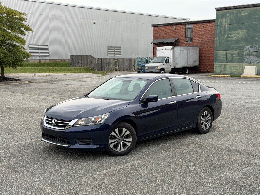 2015 Honda Accord Image 2