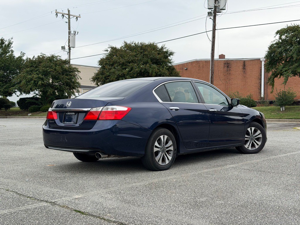 2015 Honda Accord Image 5