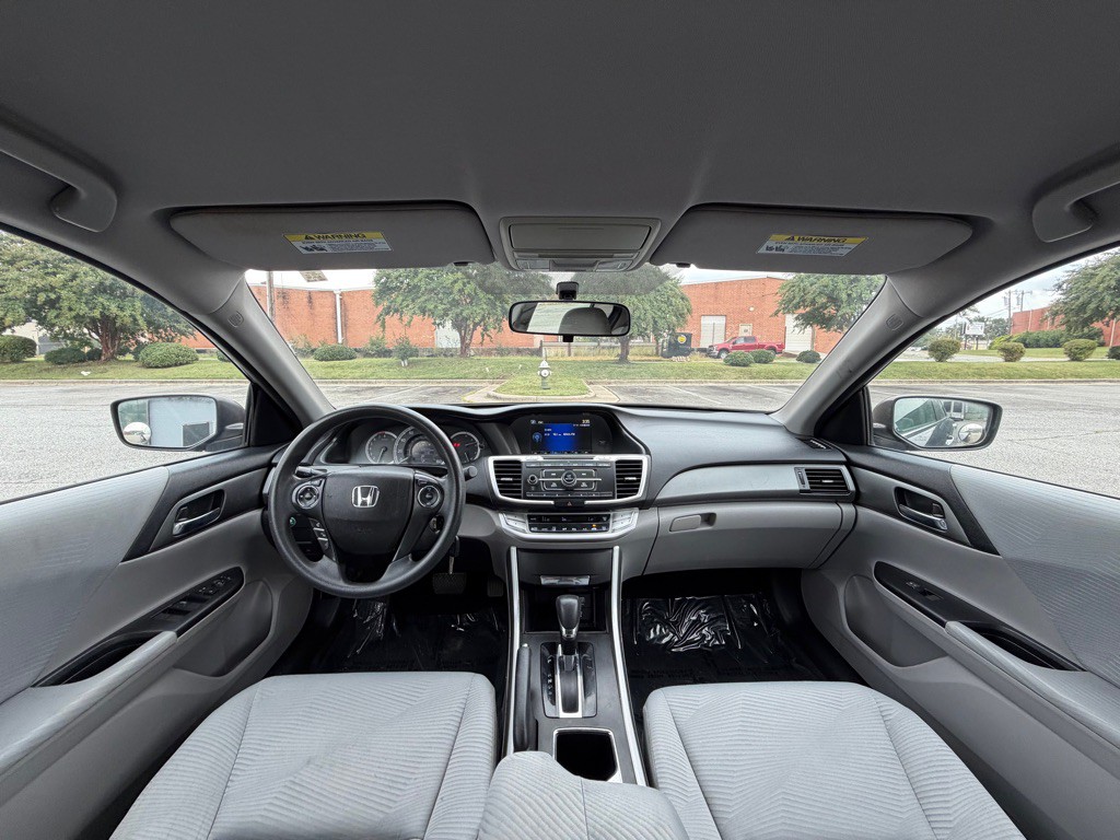2015 Honda Accord Image 10